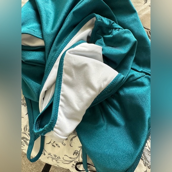 Emerald Teal Cupshe One Piece Swimsuit - Picture 7 of 8